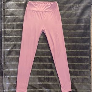 Light pink LuLaRoe leggings